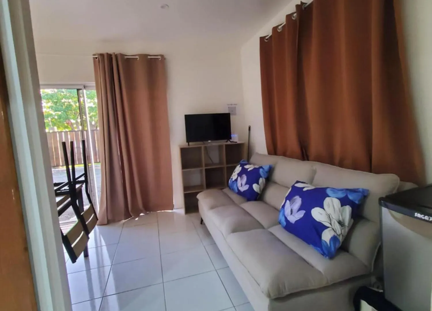 Vahinui Lodge Μπόρα Μπόρα